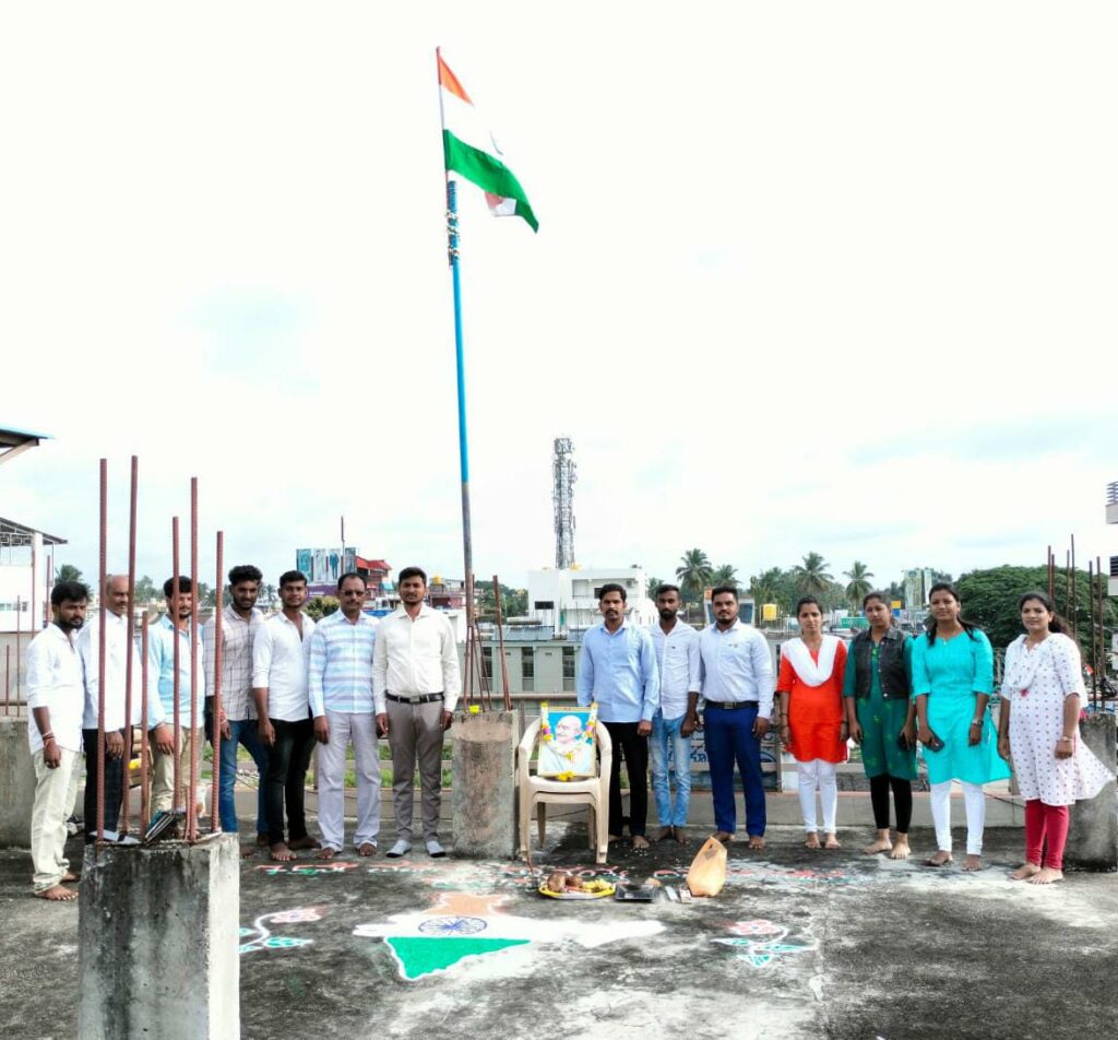 Independence Day 2022@Malavalli Sub office